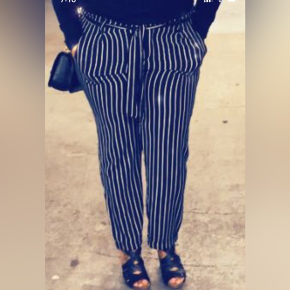 Blk and white stripped pants - Picture 1 of 4